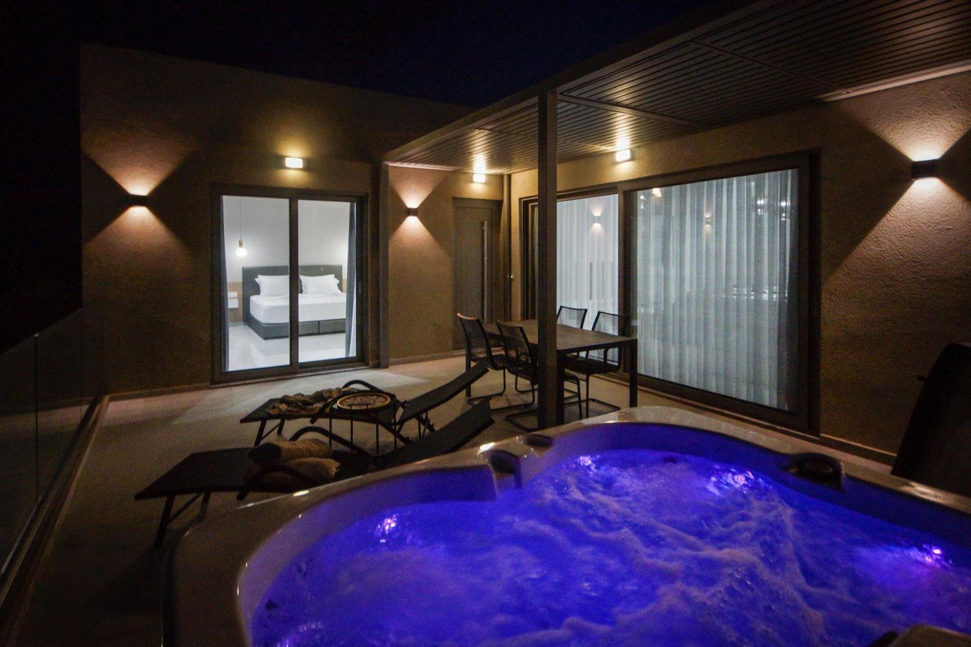 Aquamarine Luxury Suites Archangelos  Buitenkant foto